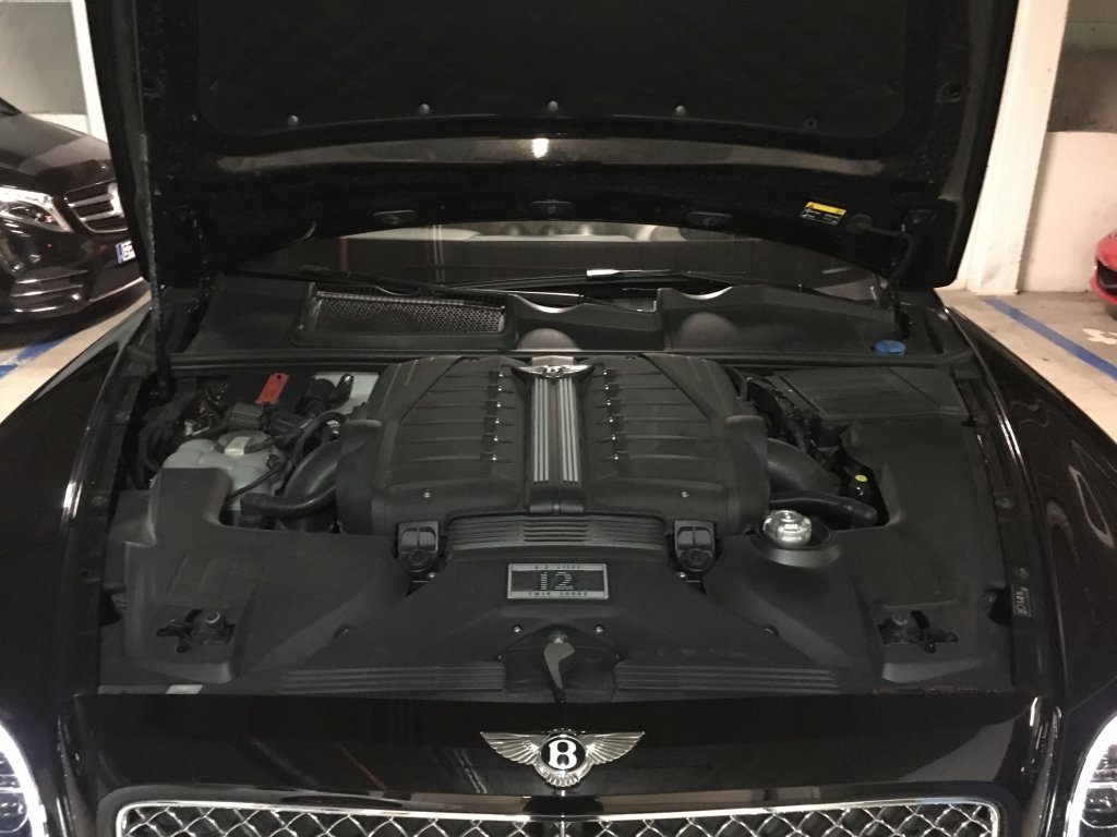 Bentley-Bentayga-W12