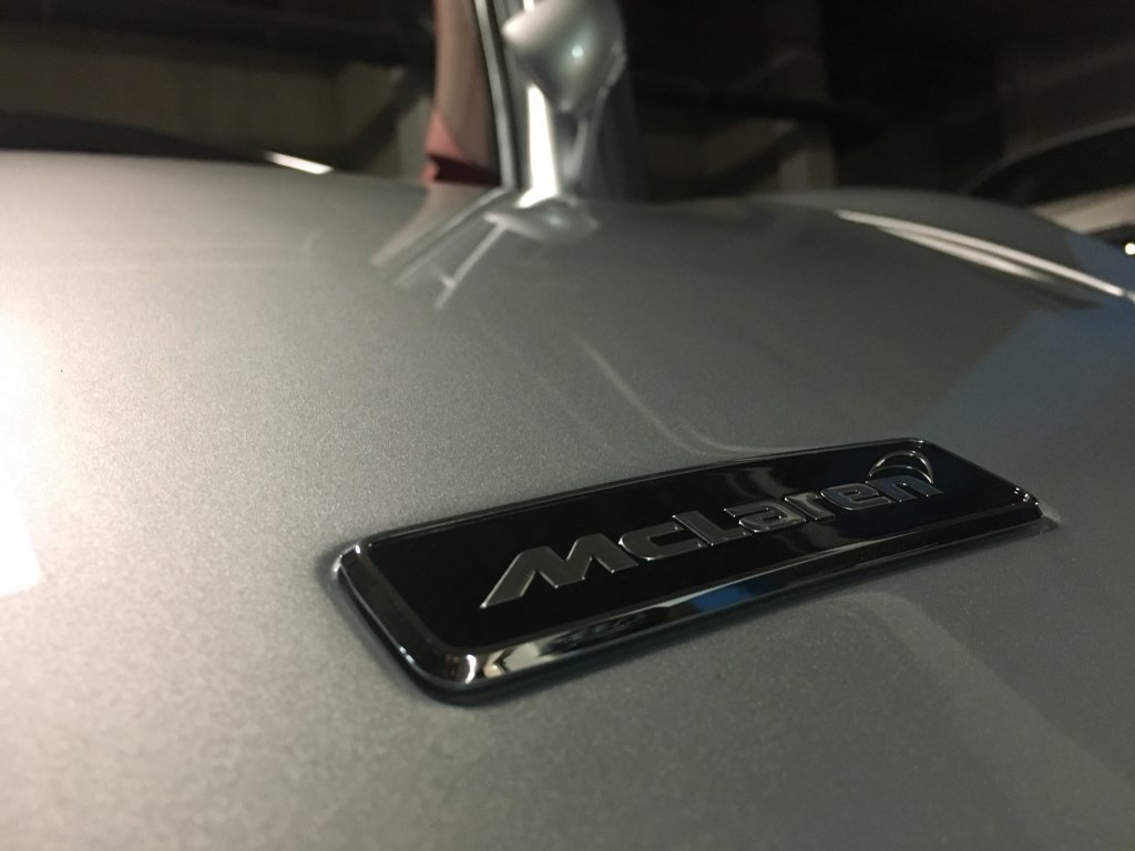 McLaren-570-GT