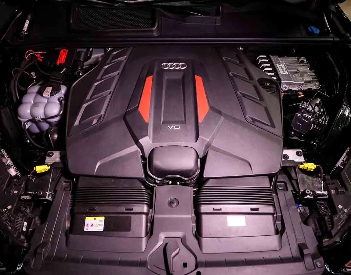 Luxury Car Rental Audi SQ7 - AF Group