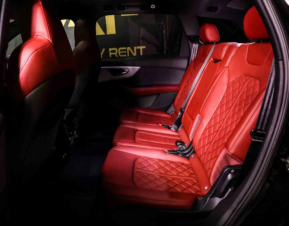 Luxury Car Rental Audi SQ7 - AF Group