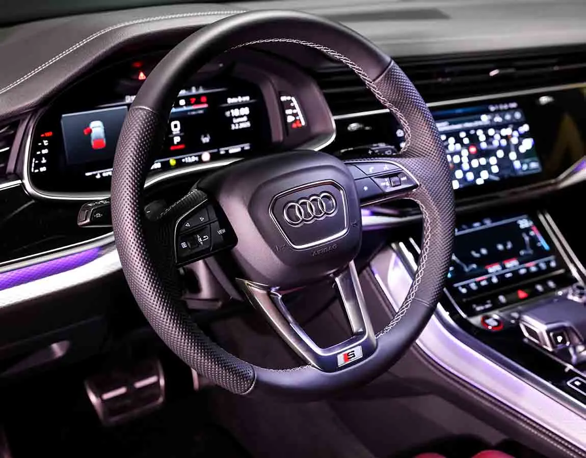Luxury Car Rental Audi SQ7 - AF Group