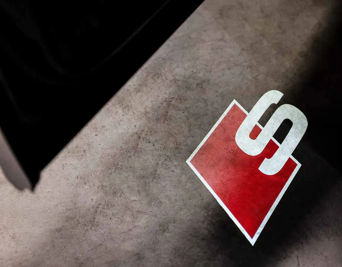 Luxury Car Rental Audi Q8 - AF Group