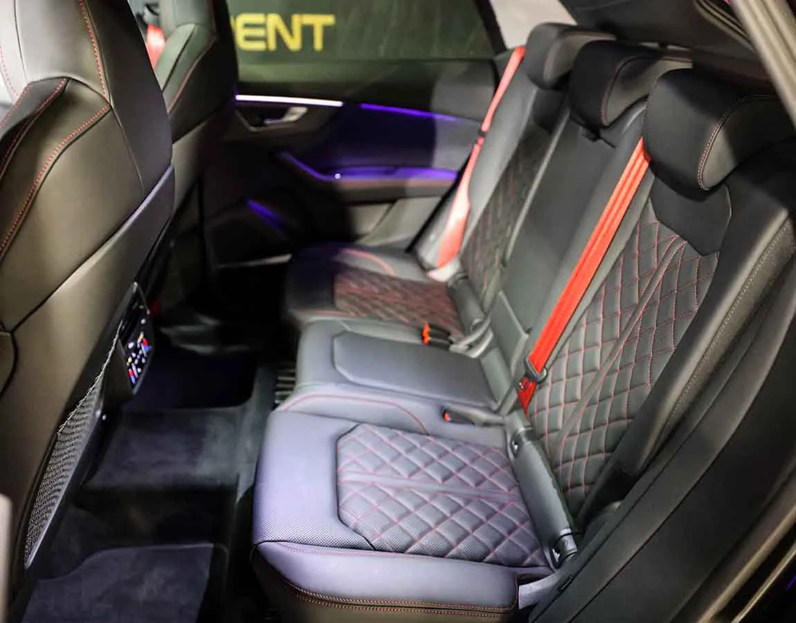 Luxury Car Rental Audi Q8 - AF Group