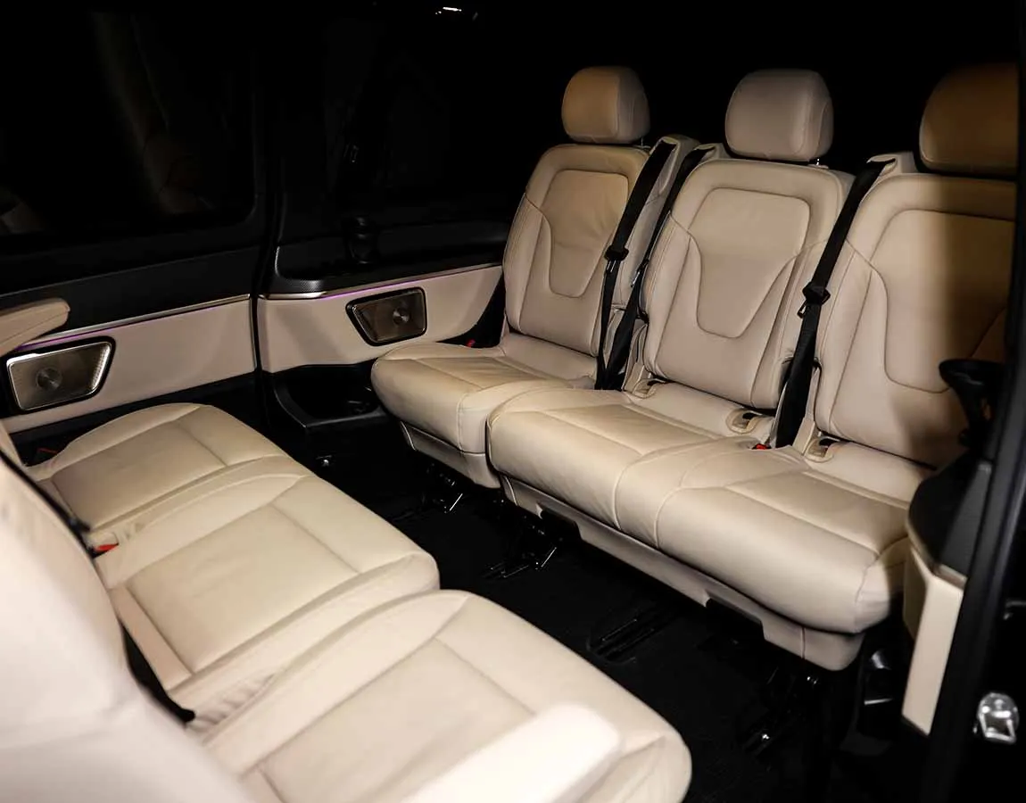Luxury Car Rental Mercedes V 300 d 4Matic - AF Group
