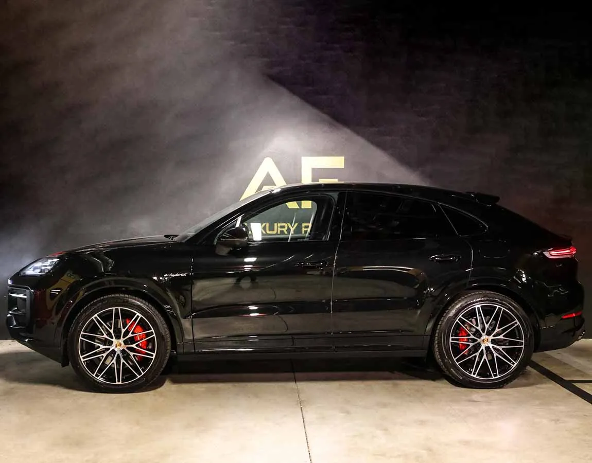Luxury Car Rental Porsche Cayenne E-Hybrid Coupè - AF Group