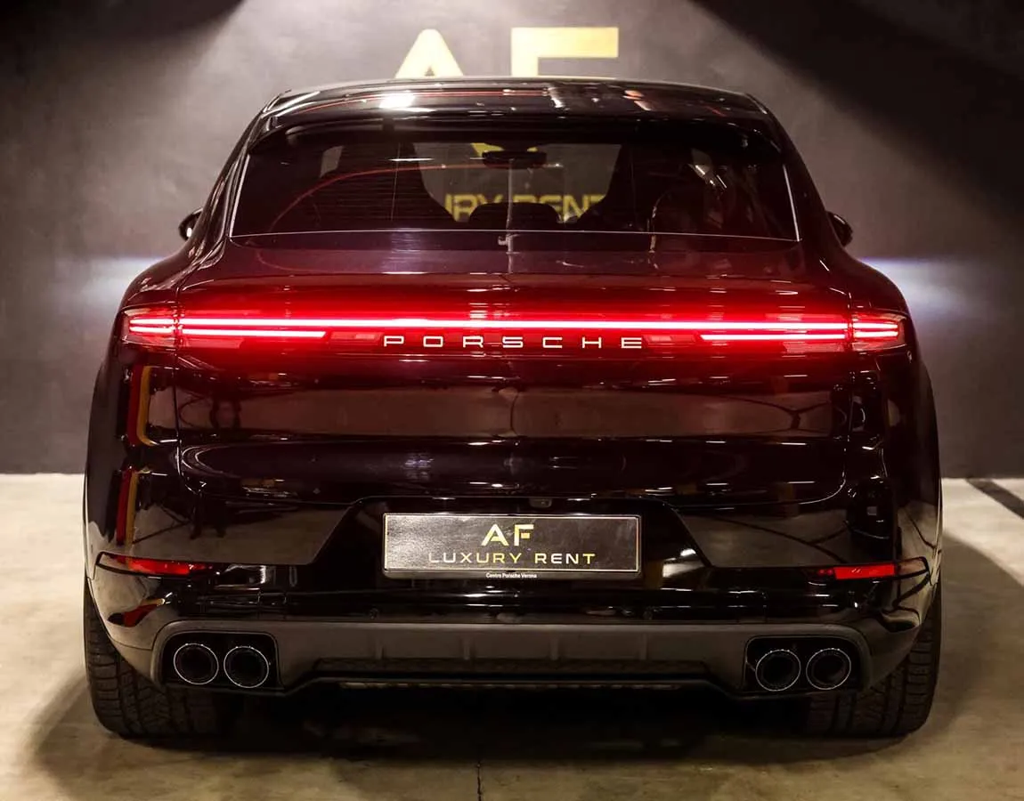 Luxury Car Rental Porsche Cayenne E-Hybrid Coupè - AF Group