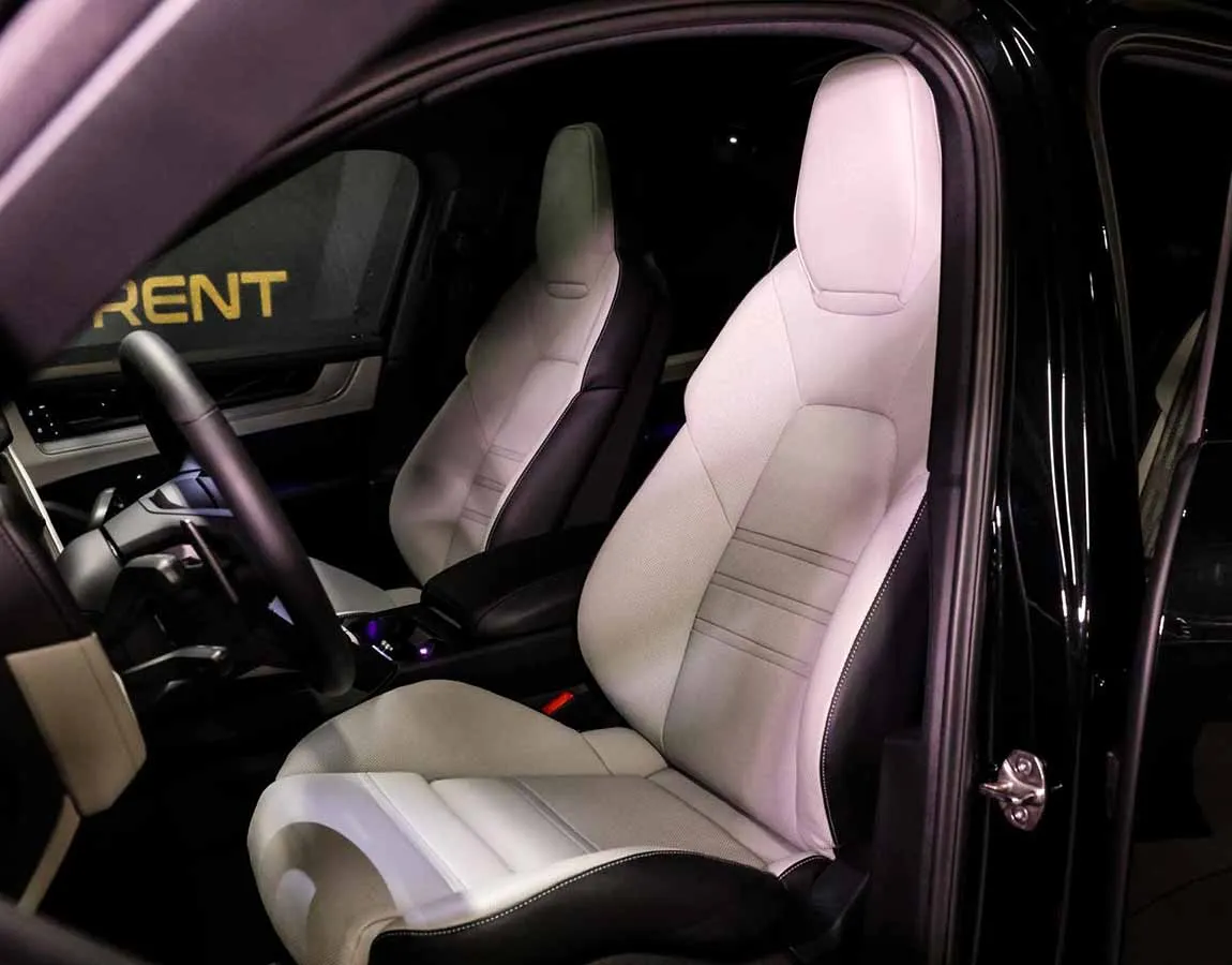 Luxury Car Rental Porsche Cayenne E-Hybrid Coupè - AF Group
