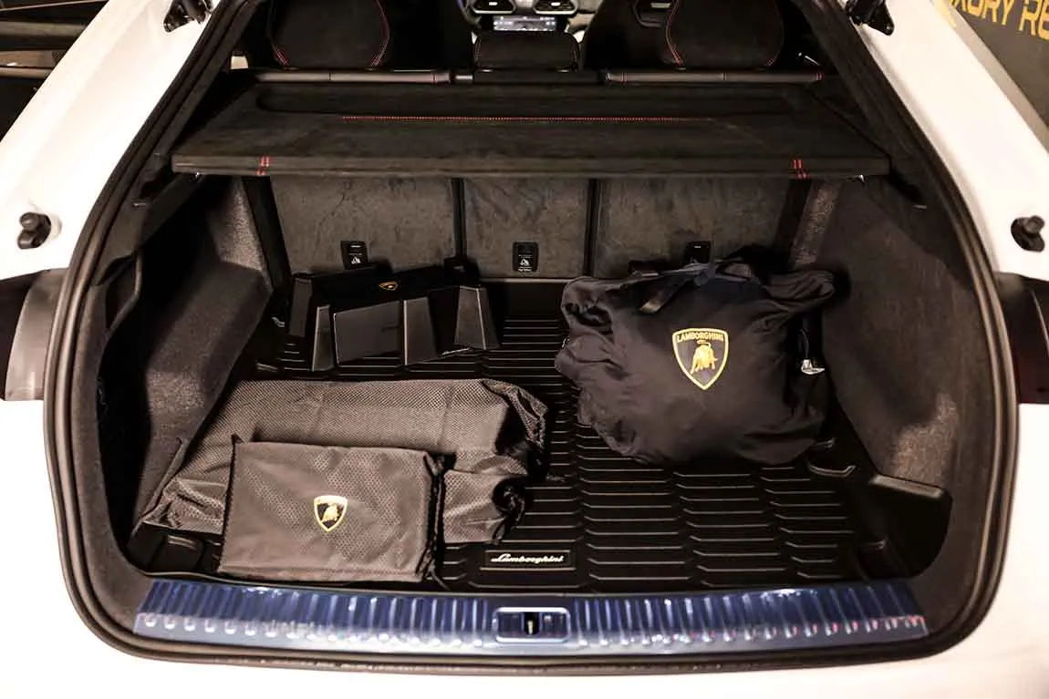 Luxury Car Rental Lamborghini Urus Performante - AF Group